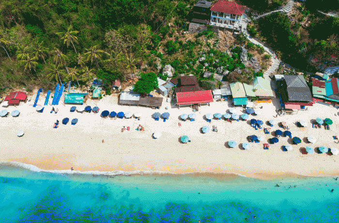 Пляж Паданг Паданг на острове Бали
